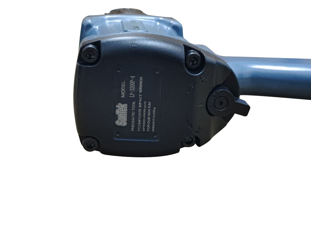 6000rpm Central Pneumatic 1/2 In Air Impact Wrench For Car With Rubber Cover