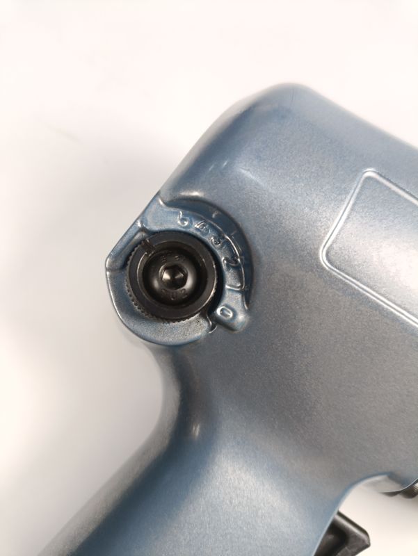 Pistol Type 1/2 Inch Pneumatic Impact Wrench